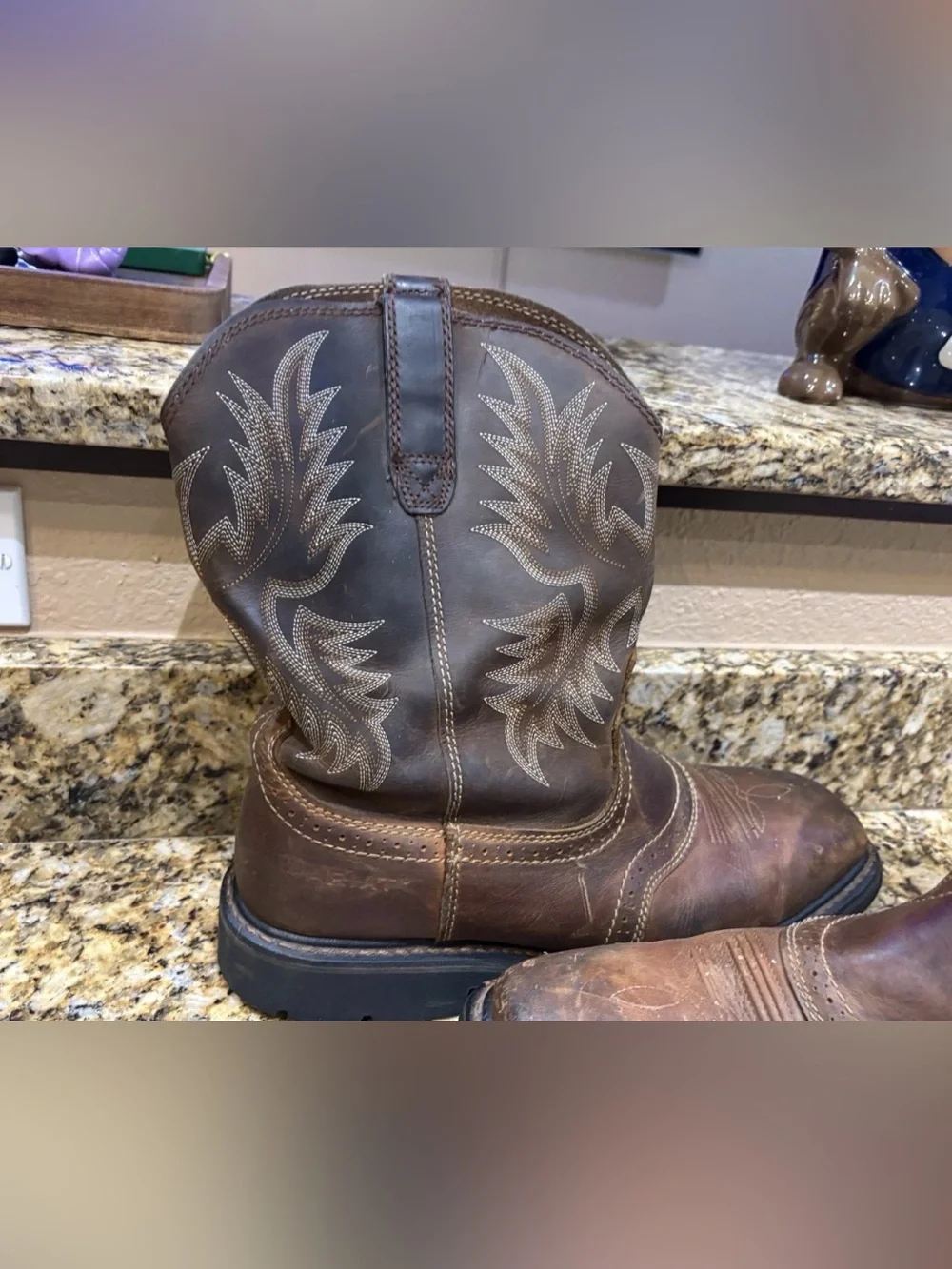 Ariat Men’s Sierra Wide Square Toe Aged Bark Boots 8.5 EE 10010148 Western Aztec